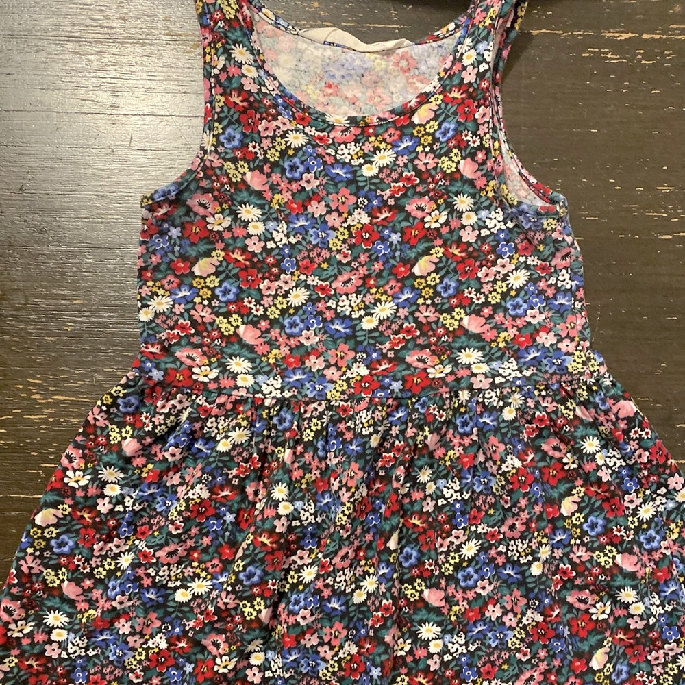 H&M girls jersey dresses 4-6yo
